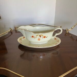 ‼️SALE $24 OFF ‼️🍁🍁 Hall Jewel Tea Gravy Boat and plate 🍁🍁